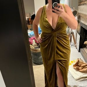 Evenings Dark Mustard Velvet Twist-Front Maxi Dress